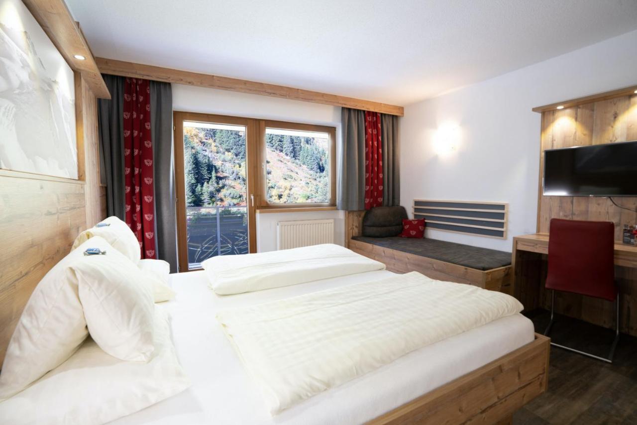 Hotel Gundolf Sankt Leonhard im Pitztal Extérieur photo
