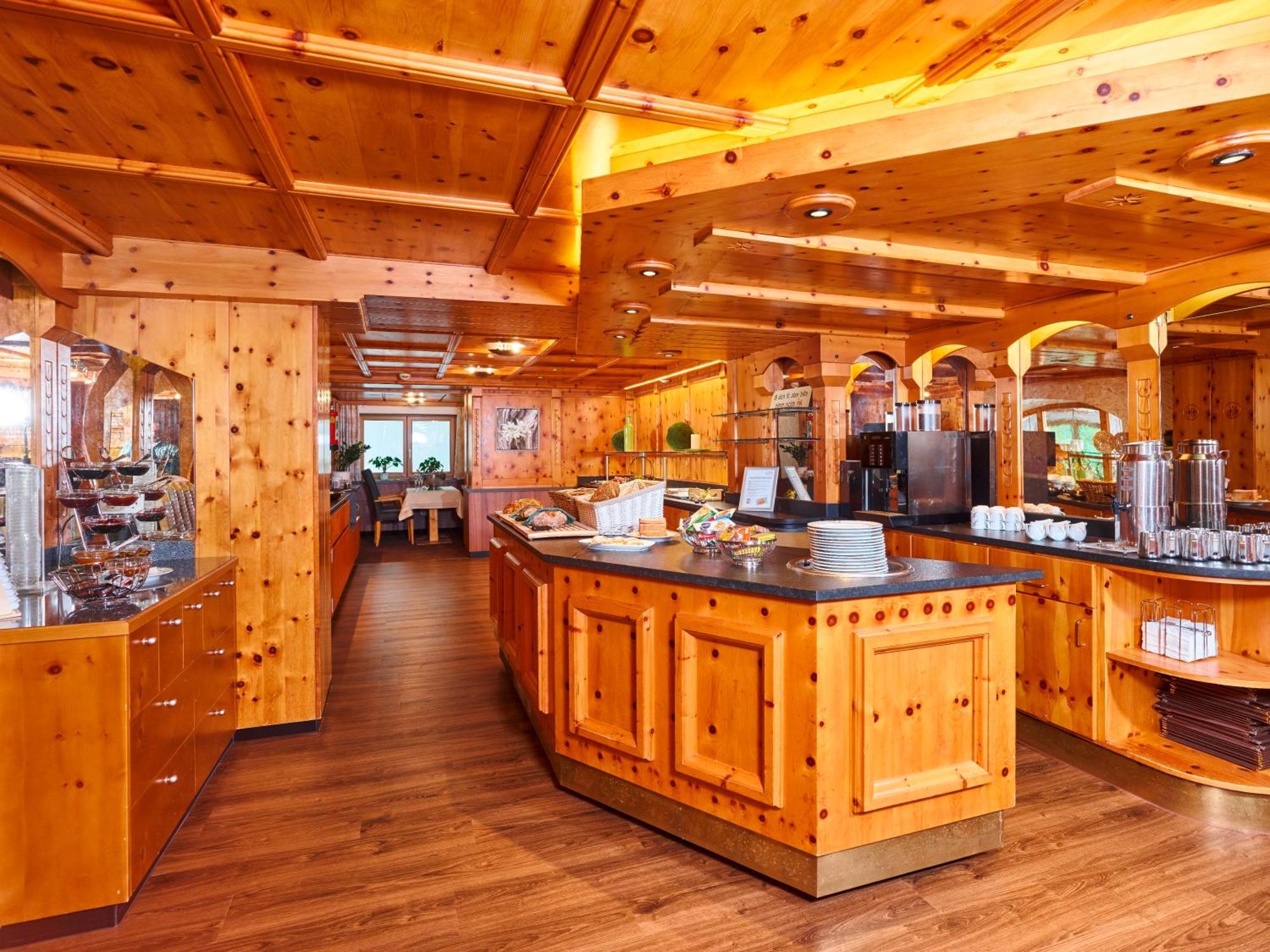 Hotel Gundolf Sankt Leonhard im Pitztal Extérieur photo