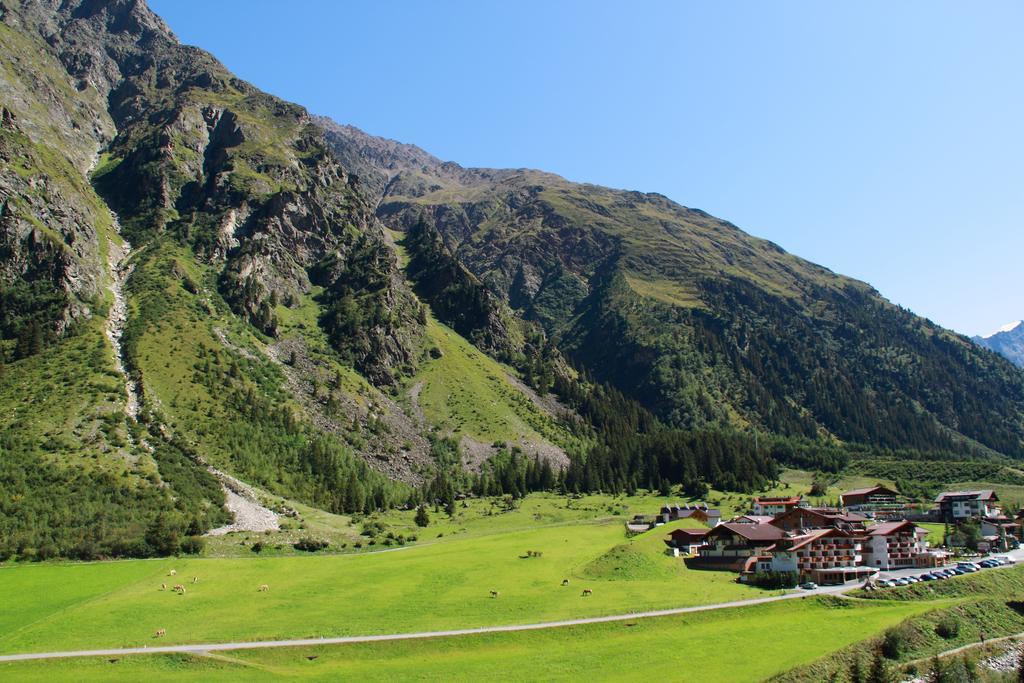 Hotel Gundolf Sankt Leonhard im Pitztal Extérieur photo